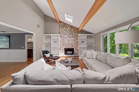$1,995,000 | 71 High Point Road, Westport, CT 06880