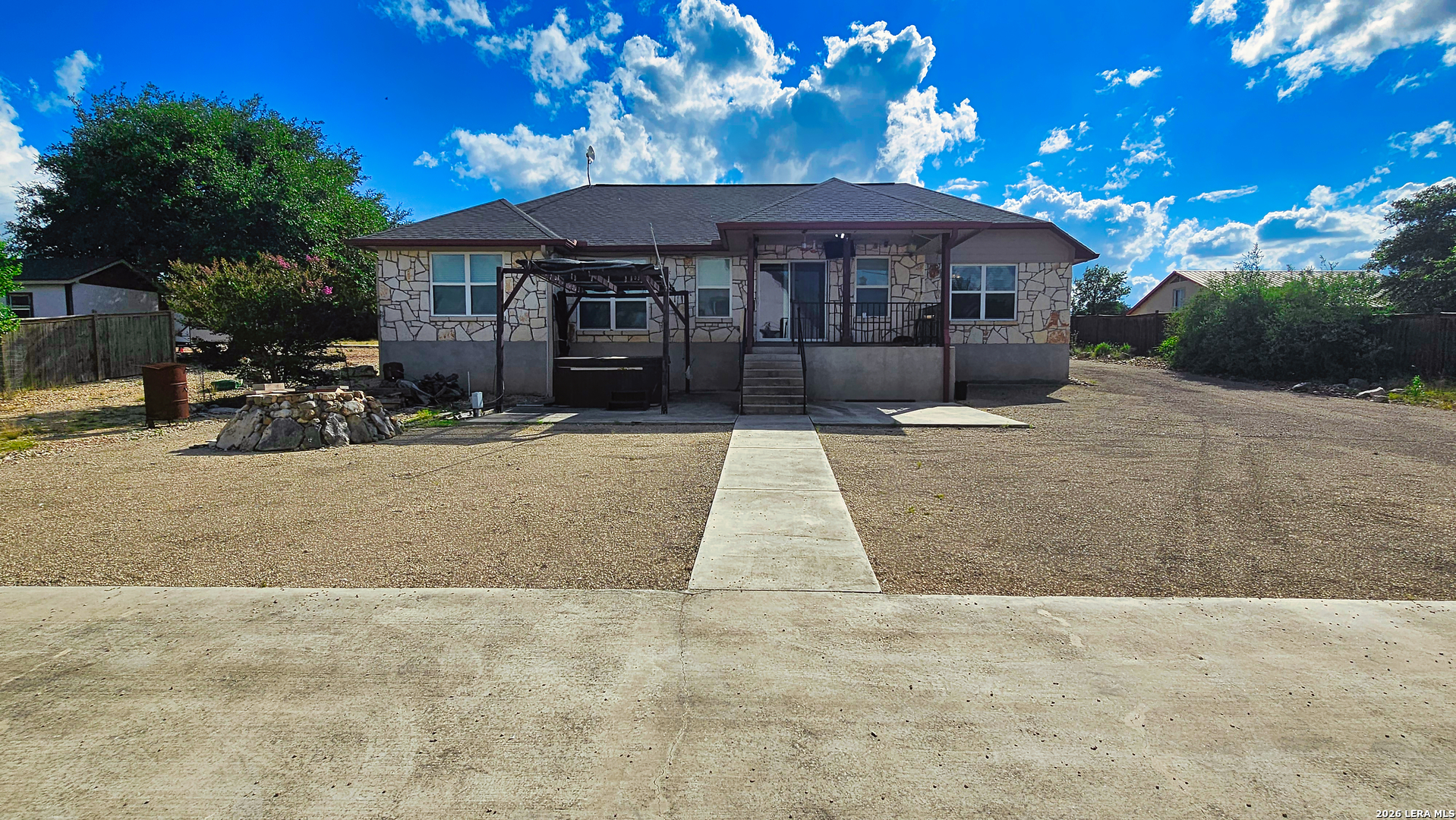 129 Rapids Circle Bandera, TX 78003 - Photo 10 of 50