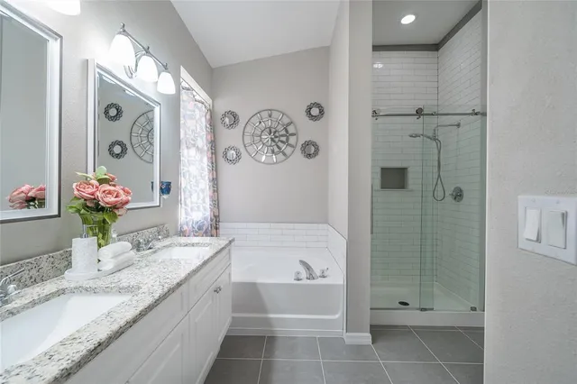 $365,900 | 11329 Bridge Pine Drive, Riverview, FL 33569