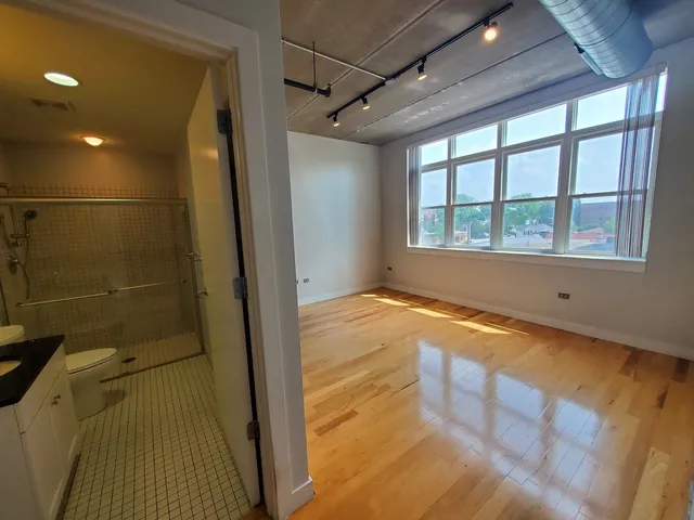 view of a bathroom with a bathtub