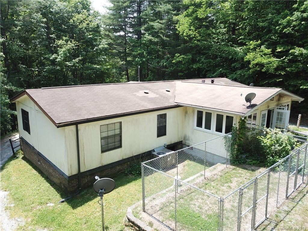 925 Carson Creek Road Brevard, NC 28712 - Photo 31 of 44 Gallery Image 31