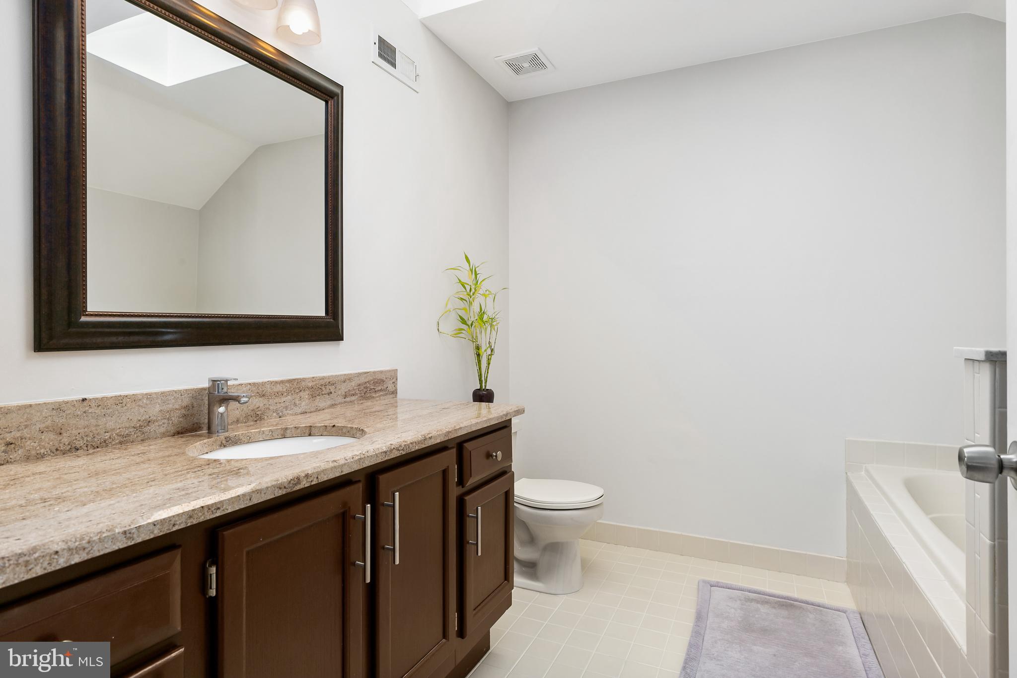 1205 Wharton Road Mount Laurel, NJ 08054 - Photo 24 of 30 Master Bath