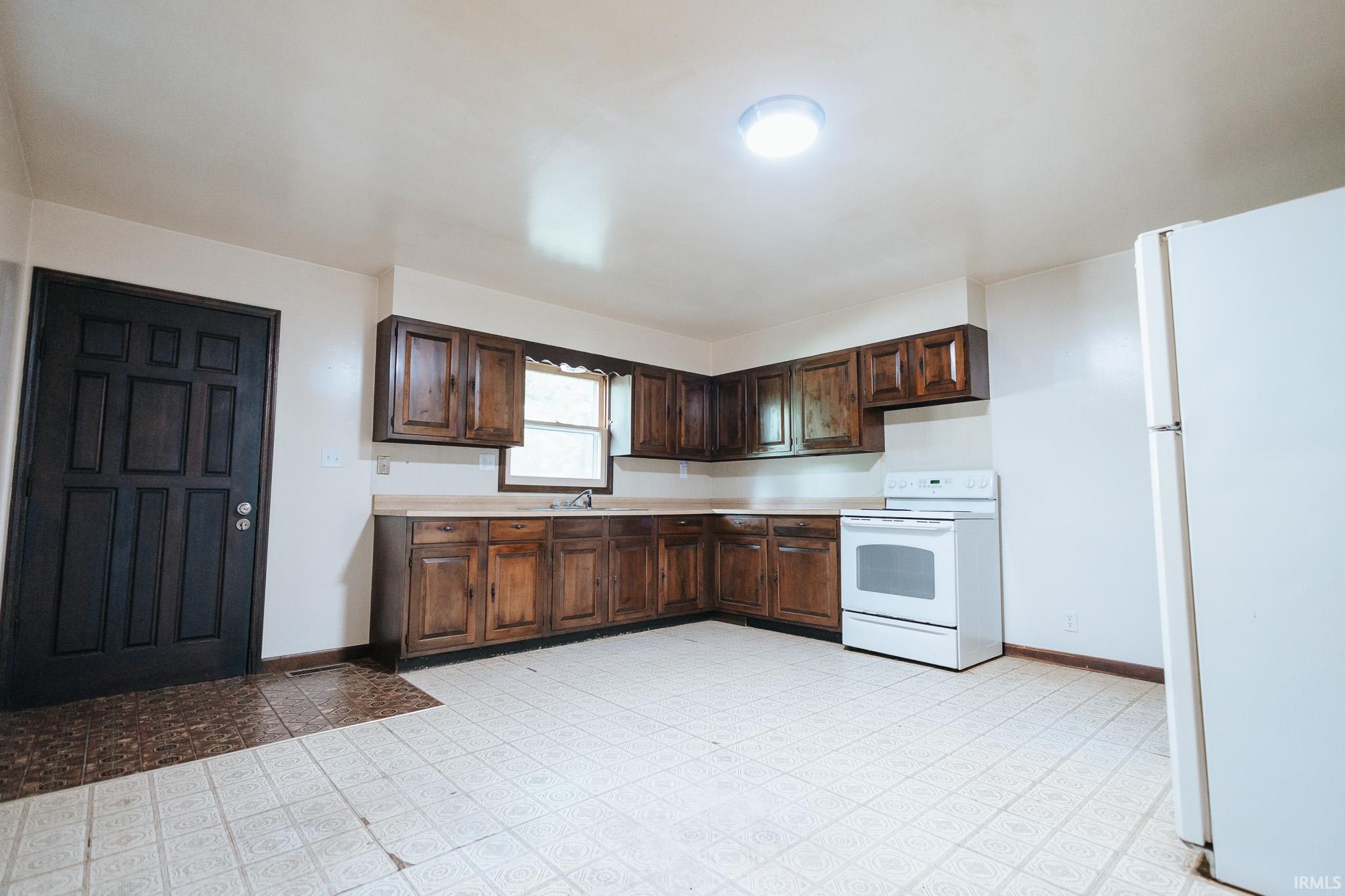 7301 Stillwell Road New Harmony, IN 47631 - Photo 3 of 27 Gallery Image 3