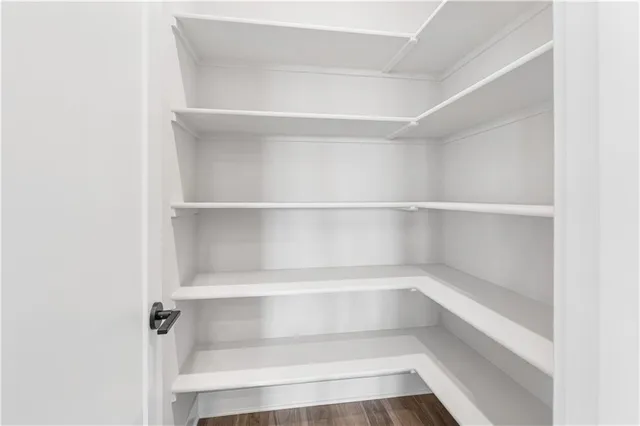 $551,425 | 1583 Grayhawk Drive, Basehor, KS 66007