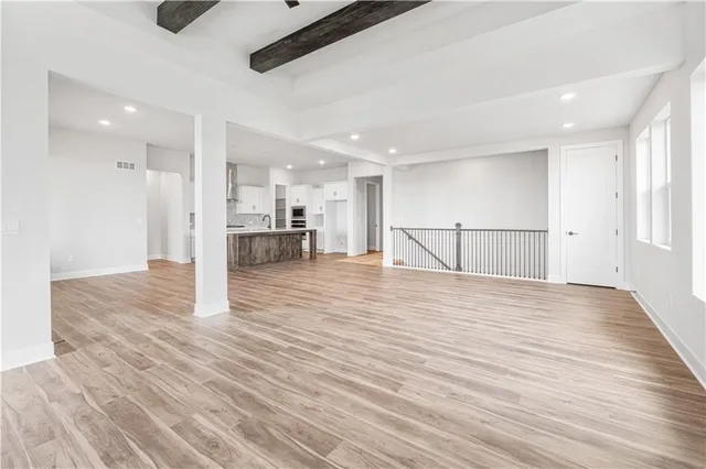 $551,425 | 1583 Grayhawk Drive, Basehor, KS 66007