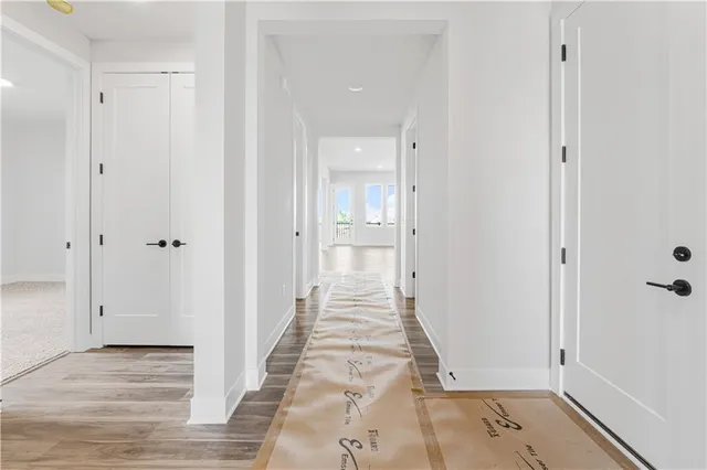 $551,425 | 1583 Grayhawk Drive, Basehor, KS 66007