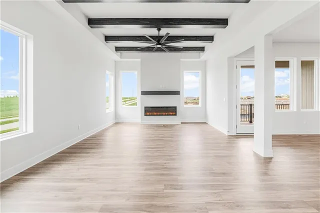 $551,425 | 1583 Grayhawk Drive, Basehor, KS 66007