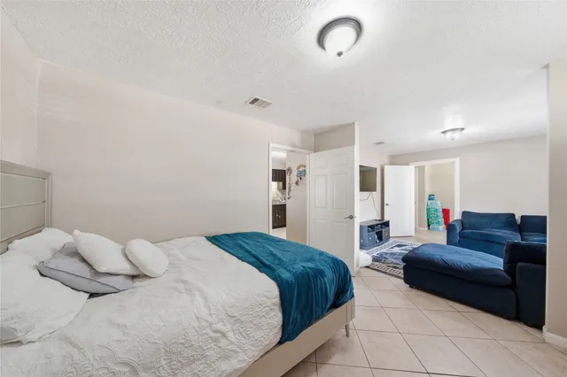 $290,000 | 15830 Thistledew Drive, Houston, TX 77082