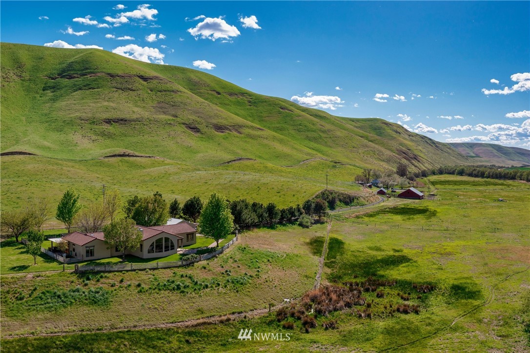 110 River Ranch Lane Dayton, WA 99328 - Photo 1 of 39 Gallery Image 1