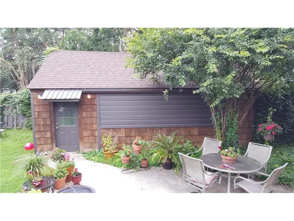 $2,400 | 3939 El Campo Avenue, Fort Worth, TX 76107