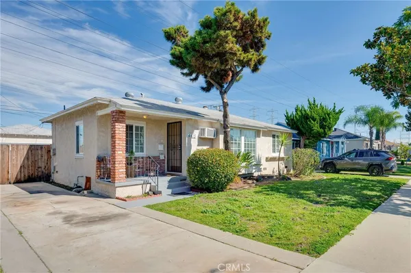 $819,000 | 4415 Ashworth Street, Lakewood, CA 90712