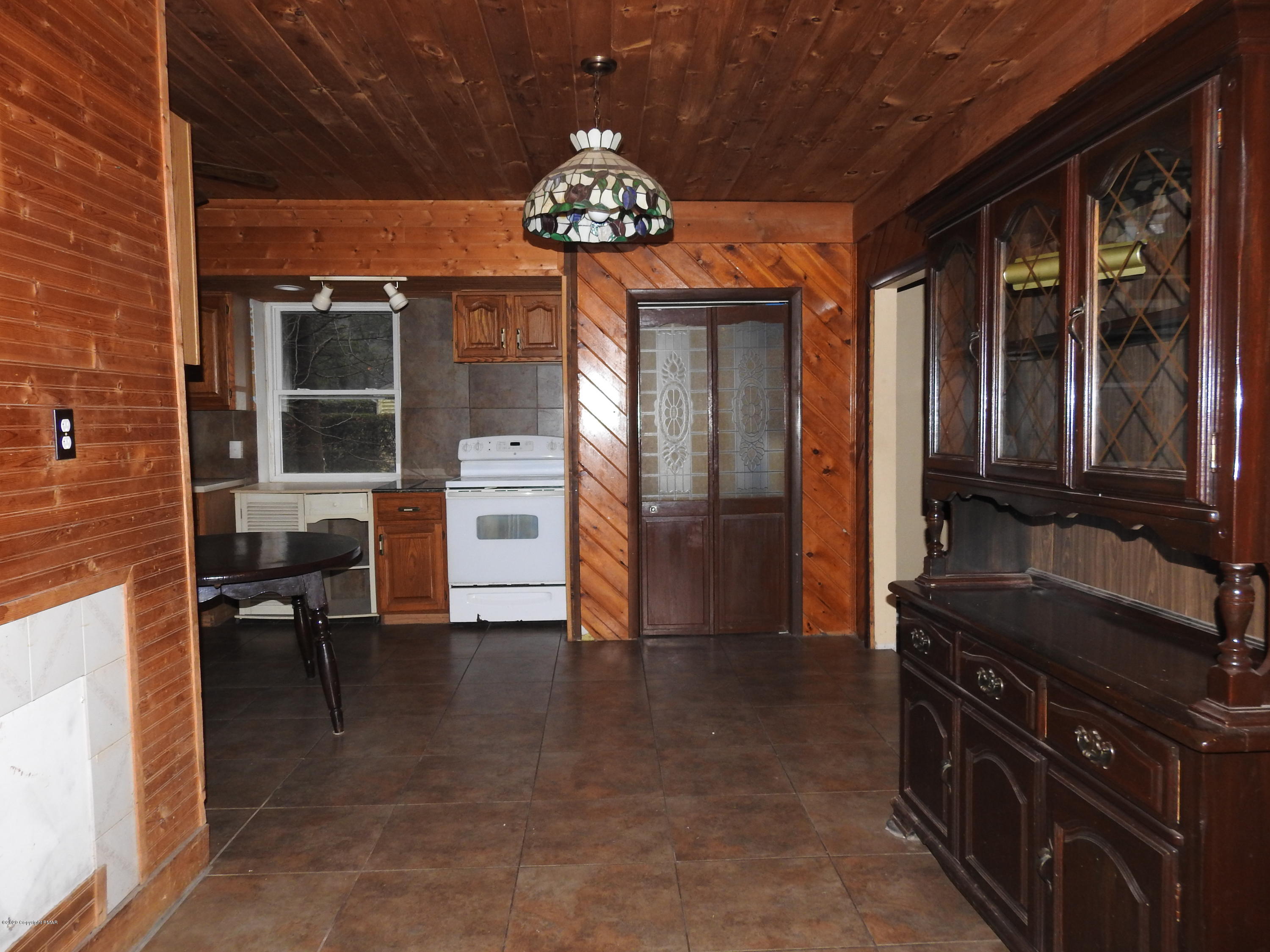 164 Pocono Road Albrightsville, PA 18210 - Photo 7 of 41 Kitchen