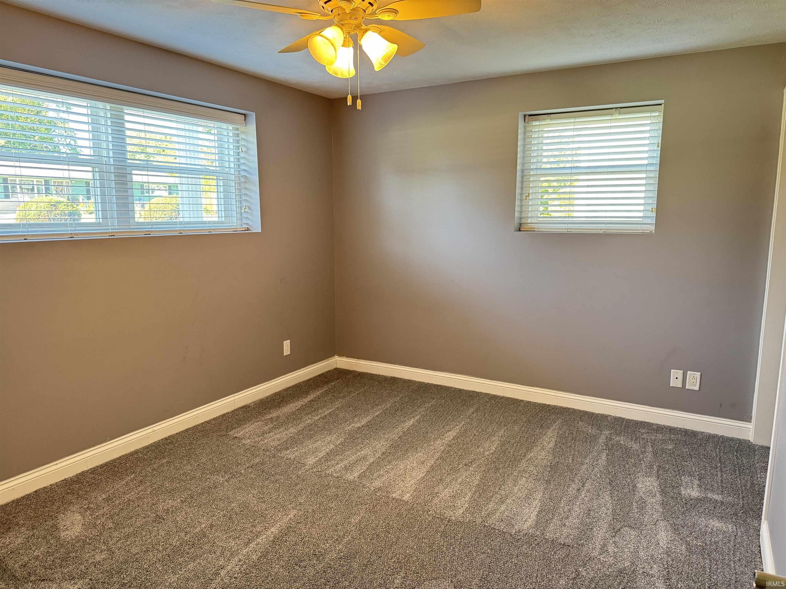 1402 Washington Street Rochester, IN 46975 - Photo 13 of 25