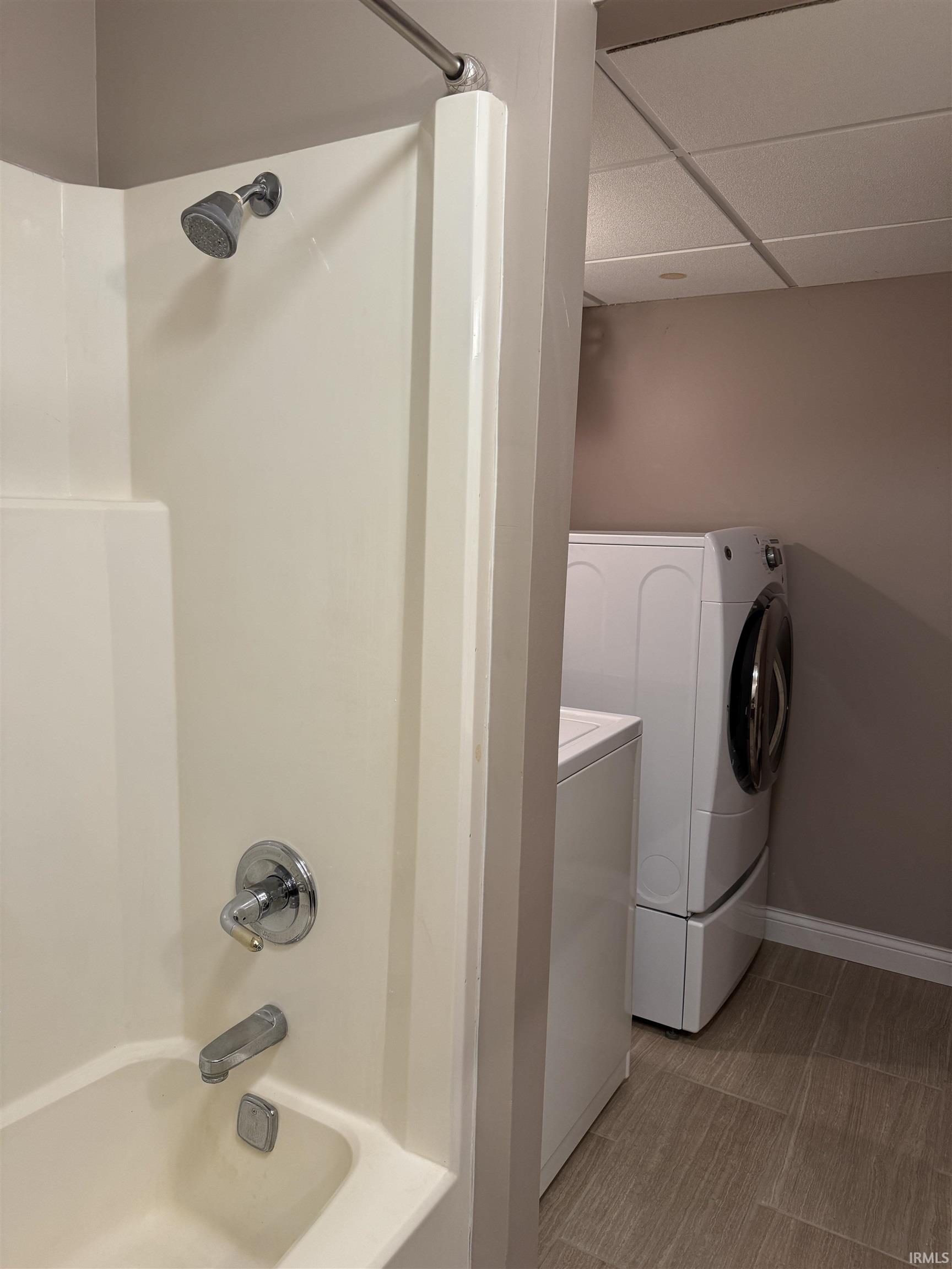 1402 Washington Street Rochester, IN 46975 - Photo 15 of 25