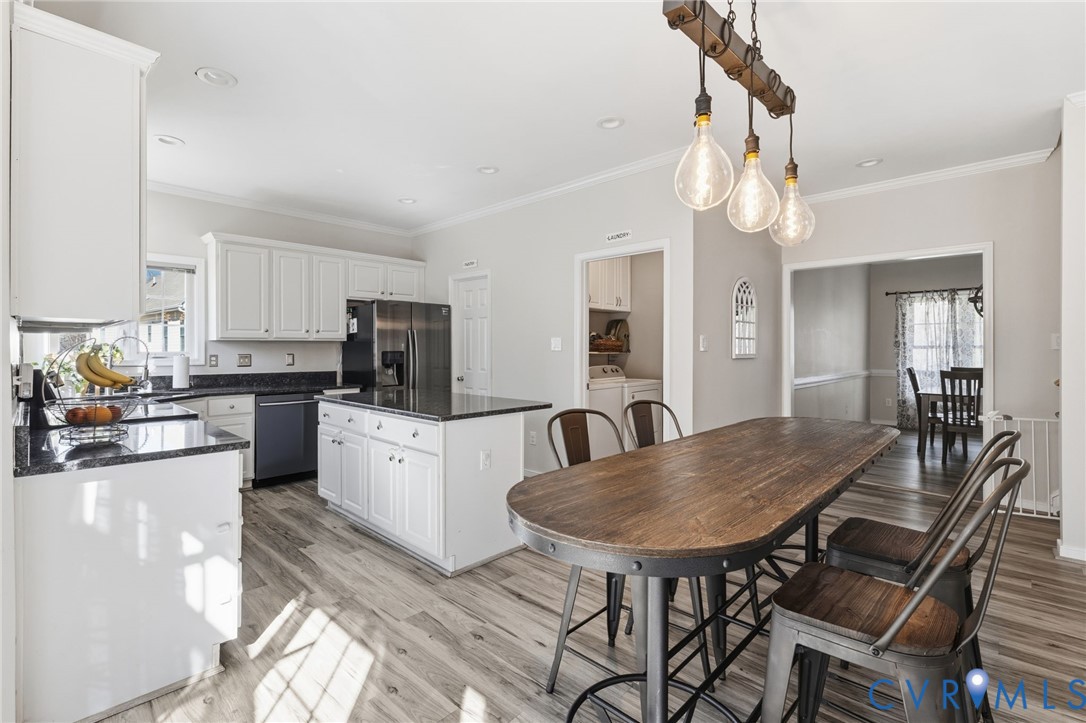 12107 Sunset Point Court Midlothian, VA 23112 - Photo 14 of 37