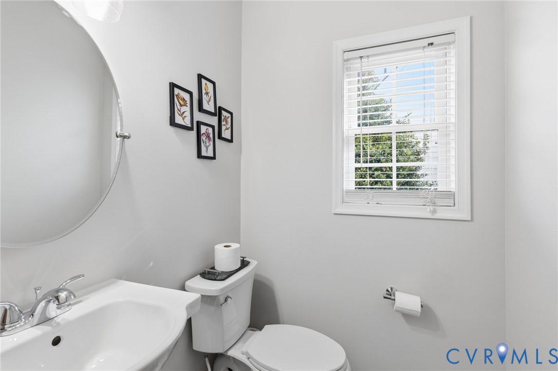 12107 Sunset Point Court Midlothian, VA 23112 - Photo 18 of 37