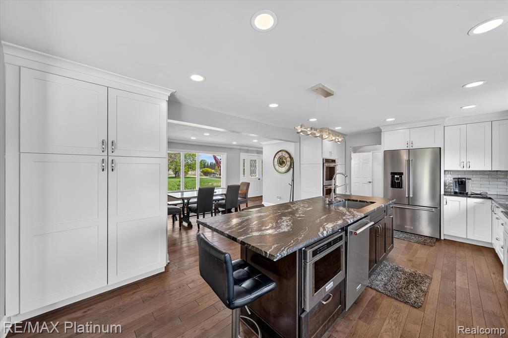 7687 Parshallville Road Fenton, MI 48430 - Photo 13 of 50