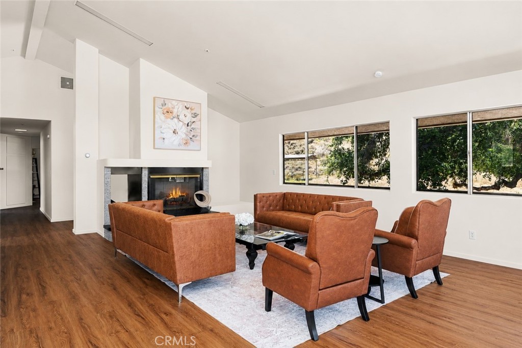 9110 Happy Camp Road Moorpark, CA 93021 - Photo 13 of 73 Living room and fireplace