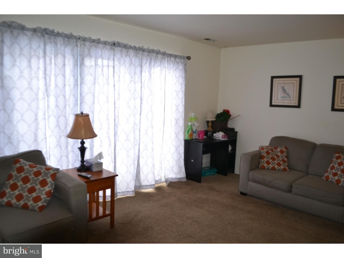 802 Roberts Lane Evesham, NJ 08053 - Photo 7 of 15 Great Room