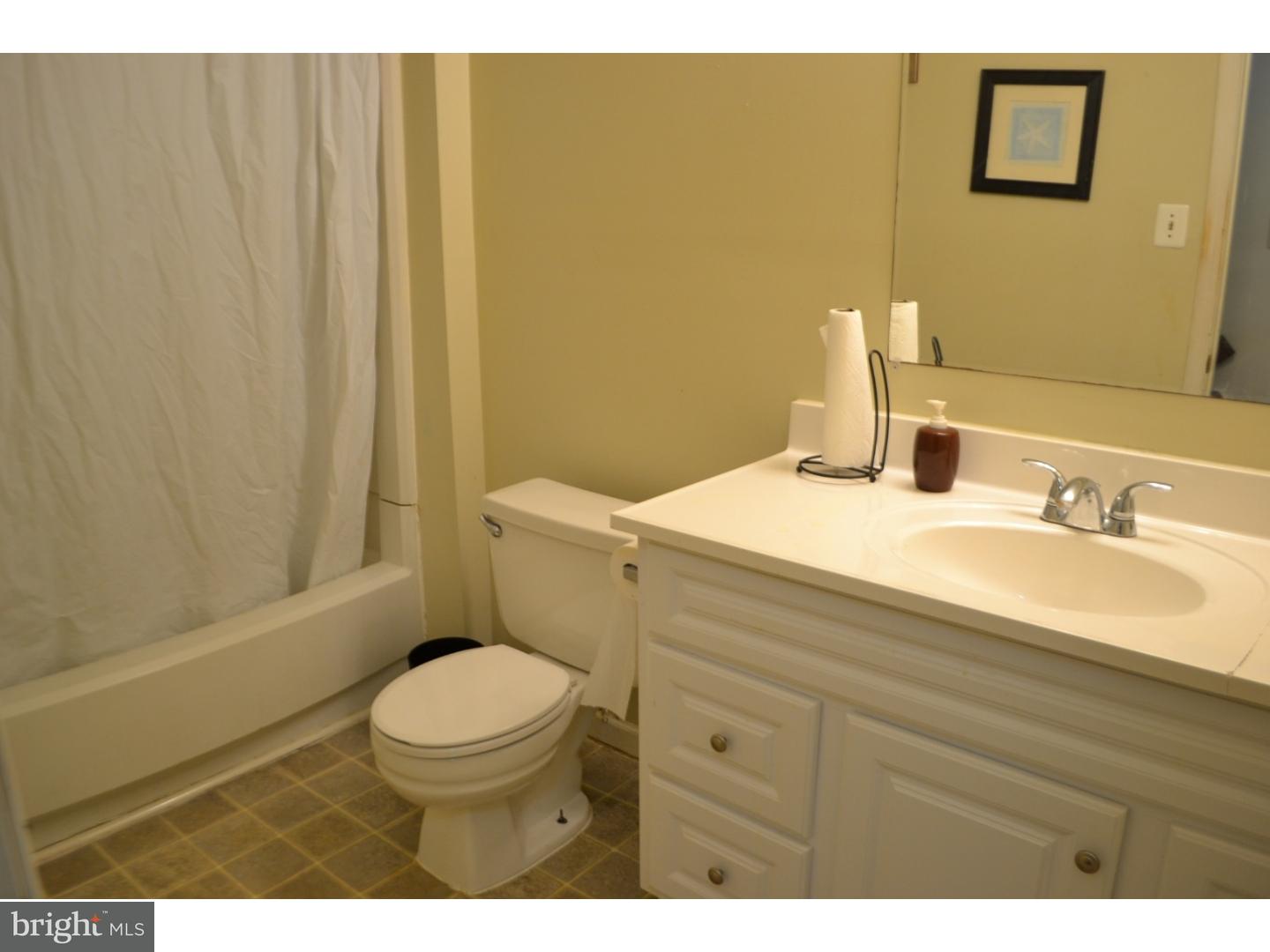802 Roberts Lane Evesham, NJ 08053 - Photo 10 of 15 Bathroom