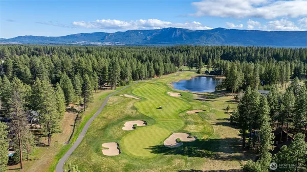 $365,000 | 3600 Suncadia Trail, Unit 4038, Cle Elum, WA 98922