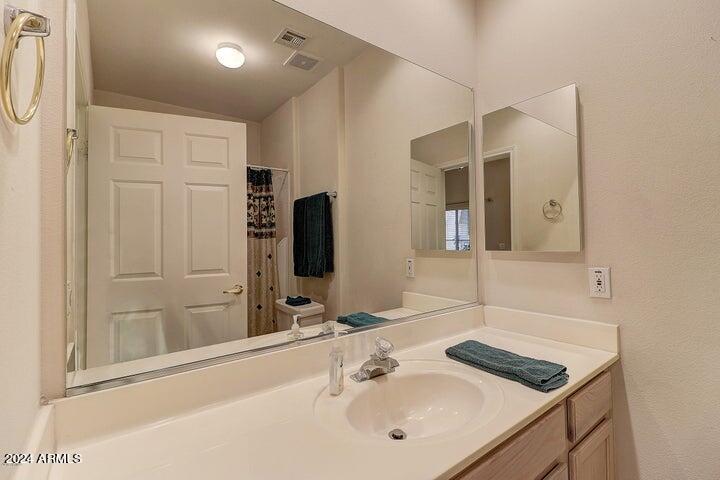 8245 East Bell Road, Unit 128 Scottsdale, AZ 85260 - Photo 18 of 26 Bath