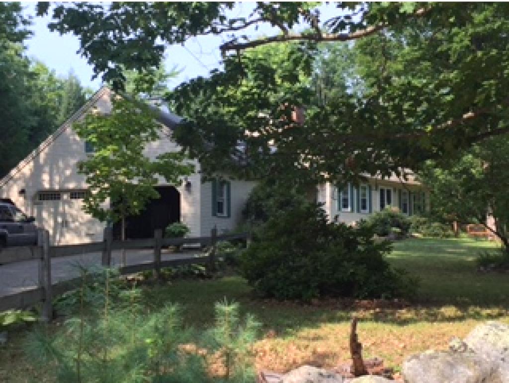 223 Governors Road Brookfield, NH 03872 - Photo 4 of 24