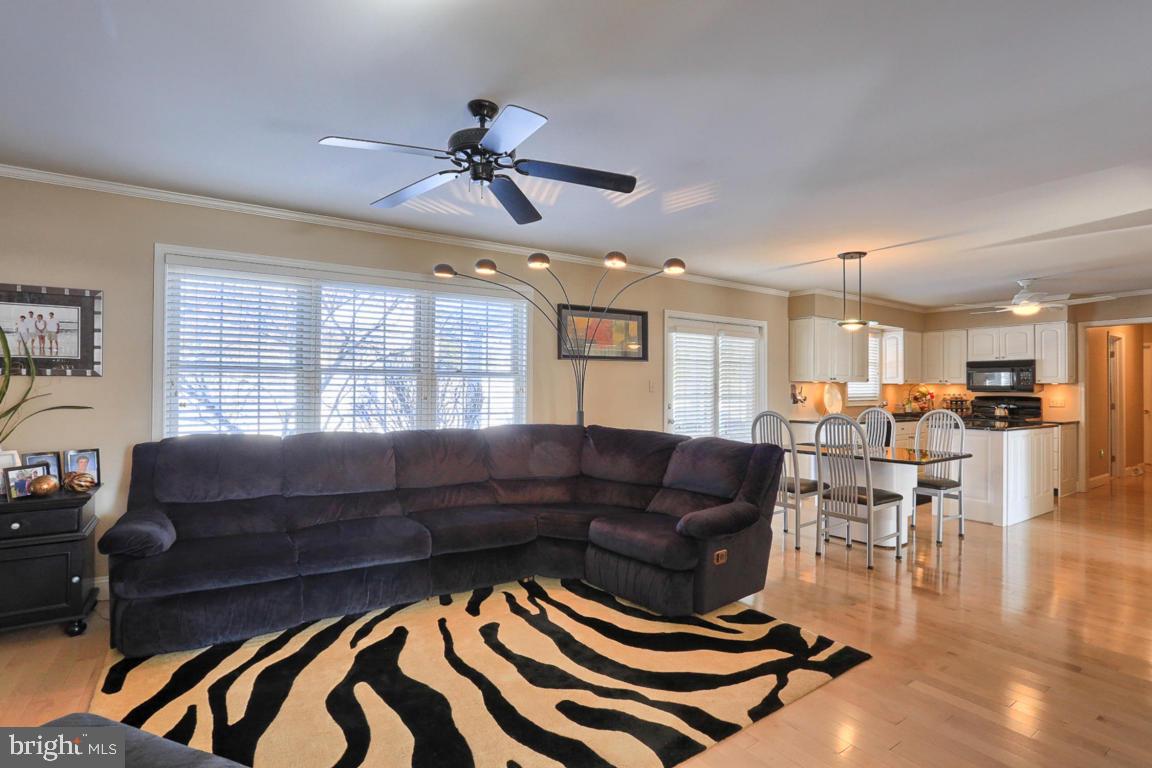 2153 Saddleridge Road Lancaster, PA 17601 - Photo 11 of 51