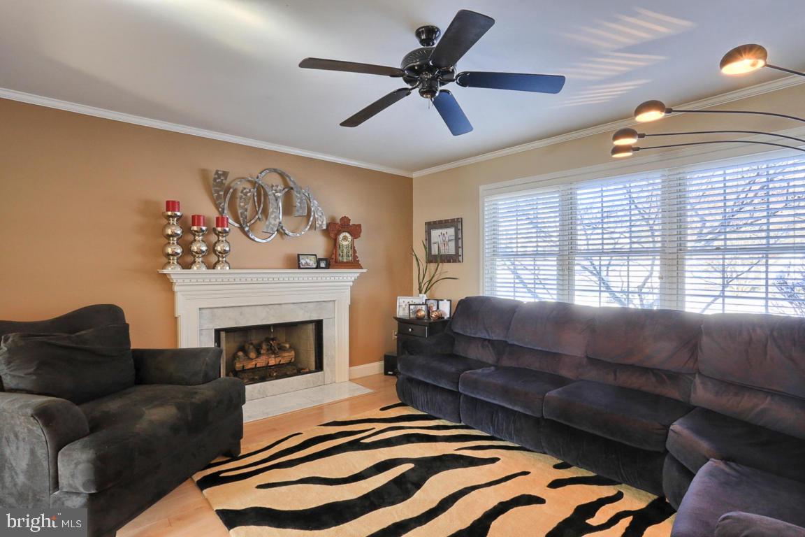2153 Saddleridge Road Lancaster, PA 17601 - Photo 12 of 51