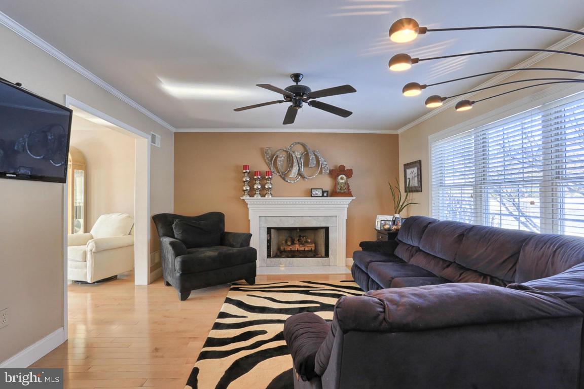 2153 Saddleridge Road Lancaster, PA 17601 - Photo 13 of 51