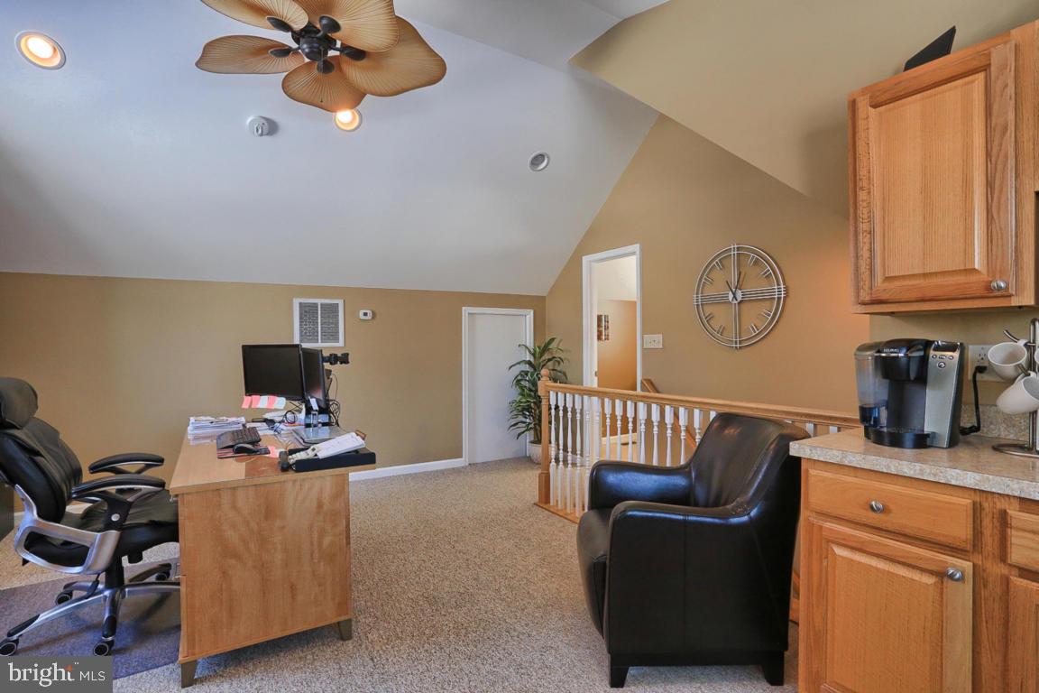 2153 Saddleridge Road Lancaster, PA 17601 - Photo 19 of 51