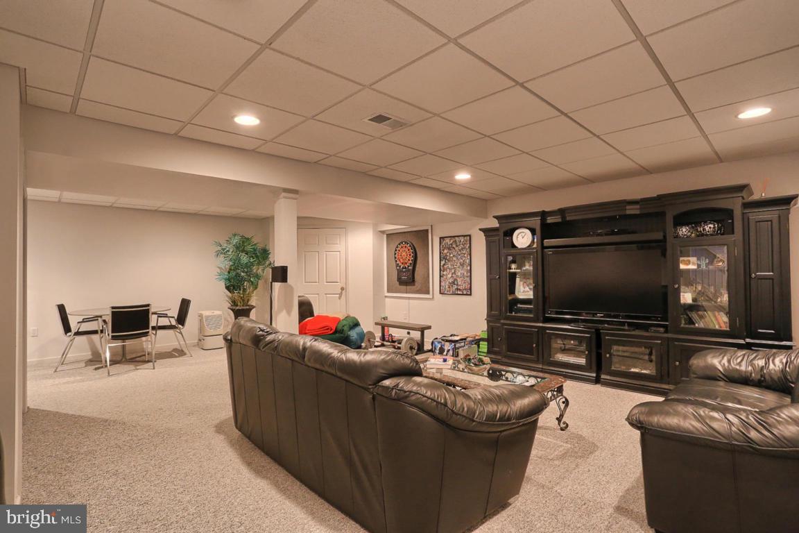 2153 Saddleridge Road Lancaster, PA 17601 - Photo 23 of 51