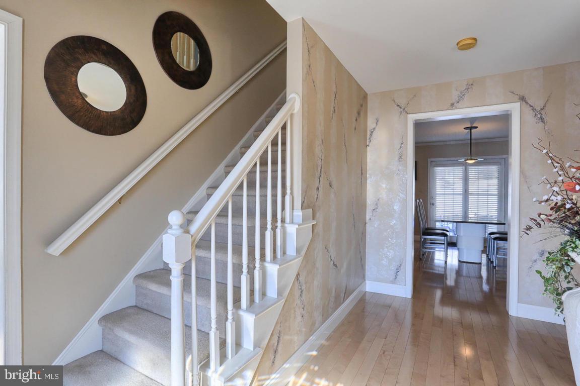 2153 Saddleridge Road Lancaster, PA 17601 - Photo 7 of 51