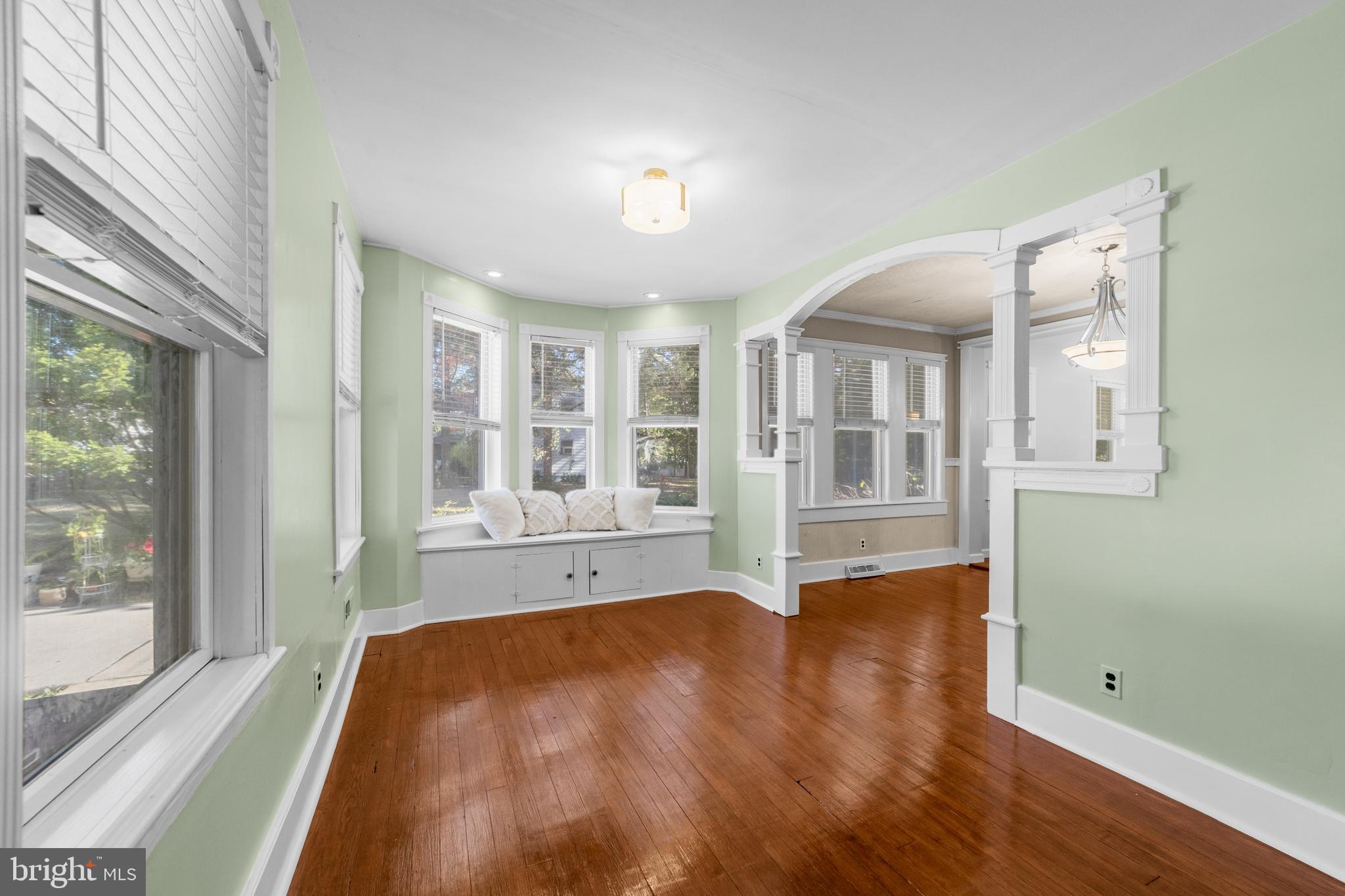 137 East Elm Avenue Lindenwold, NJ 08021 - Photo 4 of 30