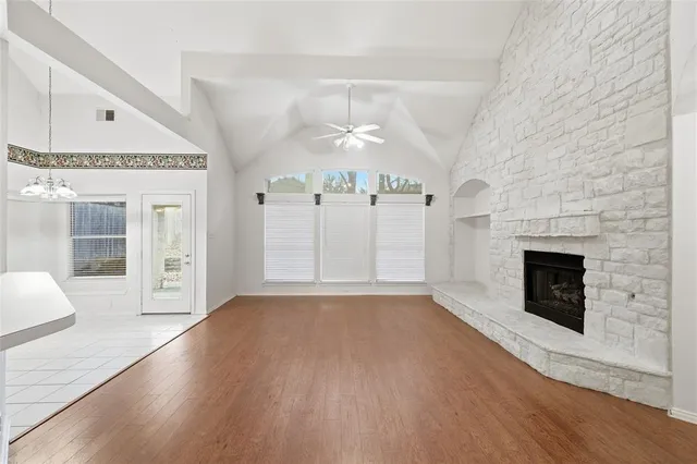 a view of an empty room and window