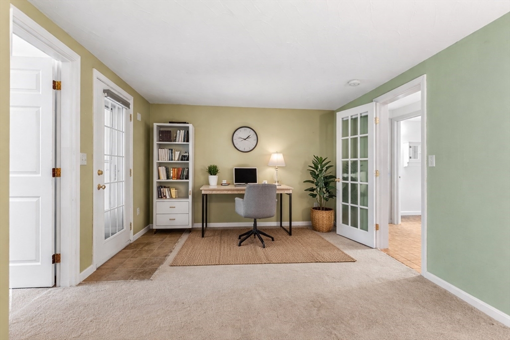 159 Berrington Road, Unit 159 Leominster, MA 01453 - Photo 12 of 19