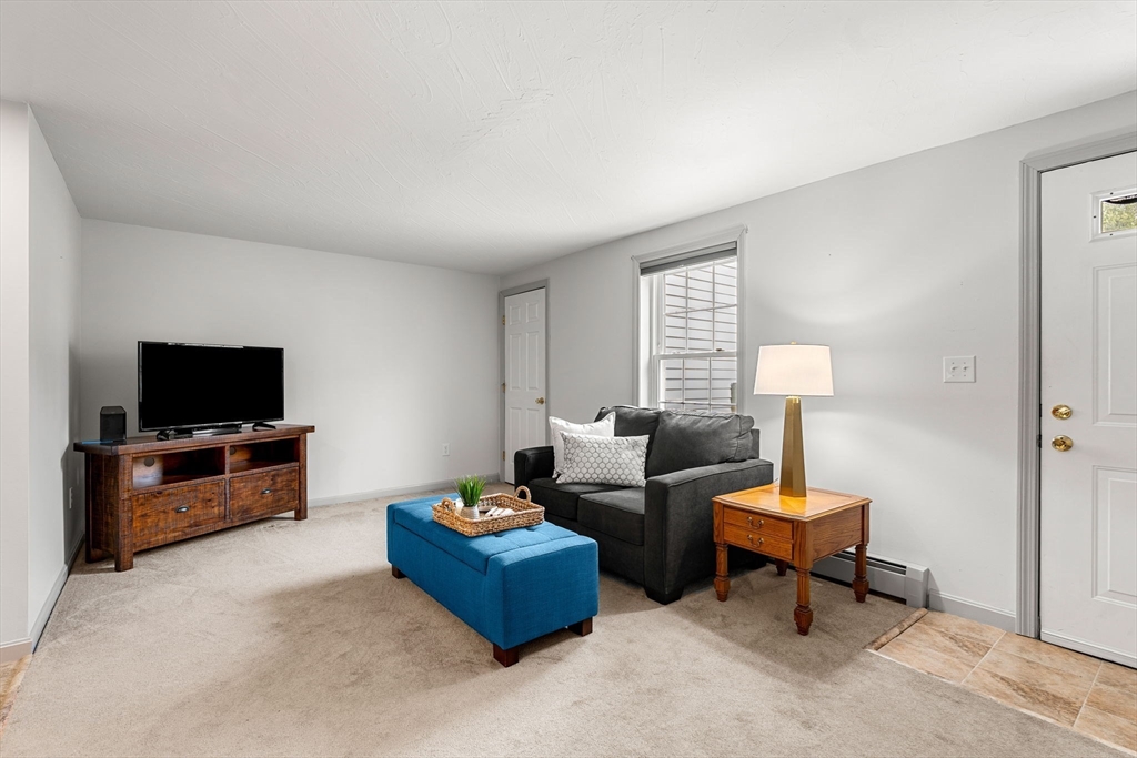 159 Berrington Road, Unit 159 Leominster, MA 01453 - Photo 2 of 19