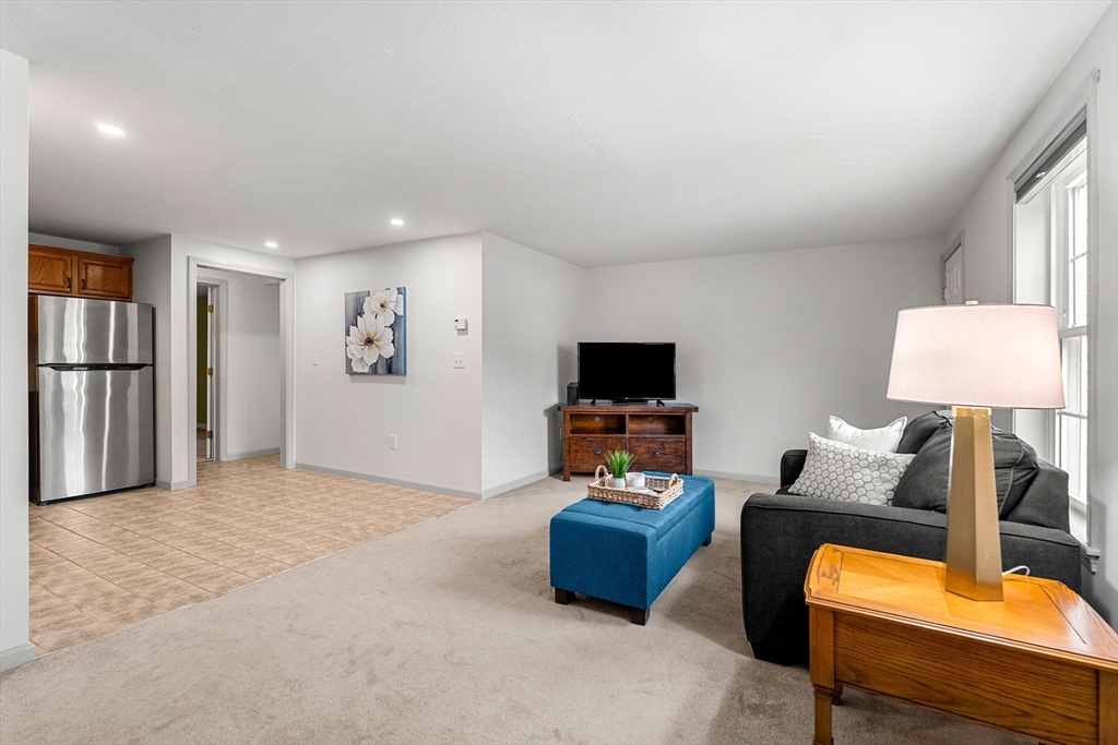 159 Berrington Road, Unit 159 Leominster, MA 01453 - Photo 3 of 19