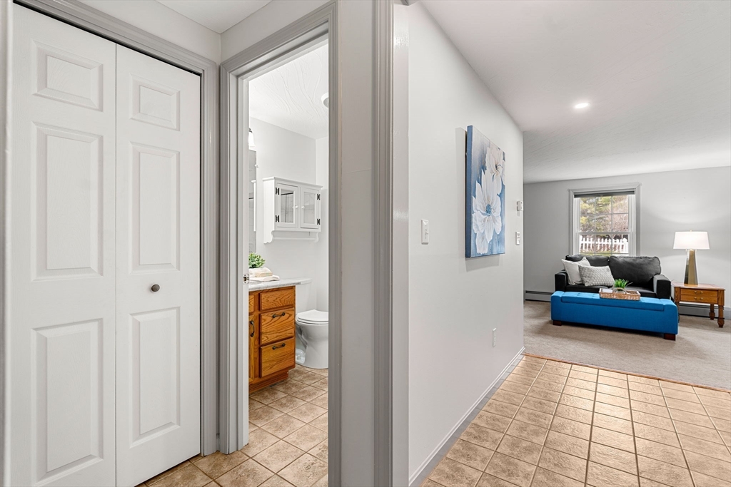 159 Berrington Road, Unit 159 Leominster, MA 01453 - Photo 9 of 19