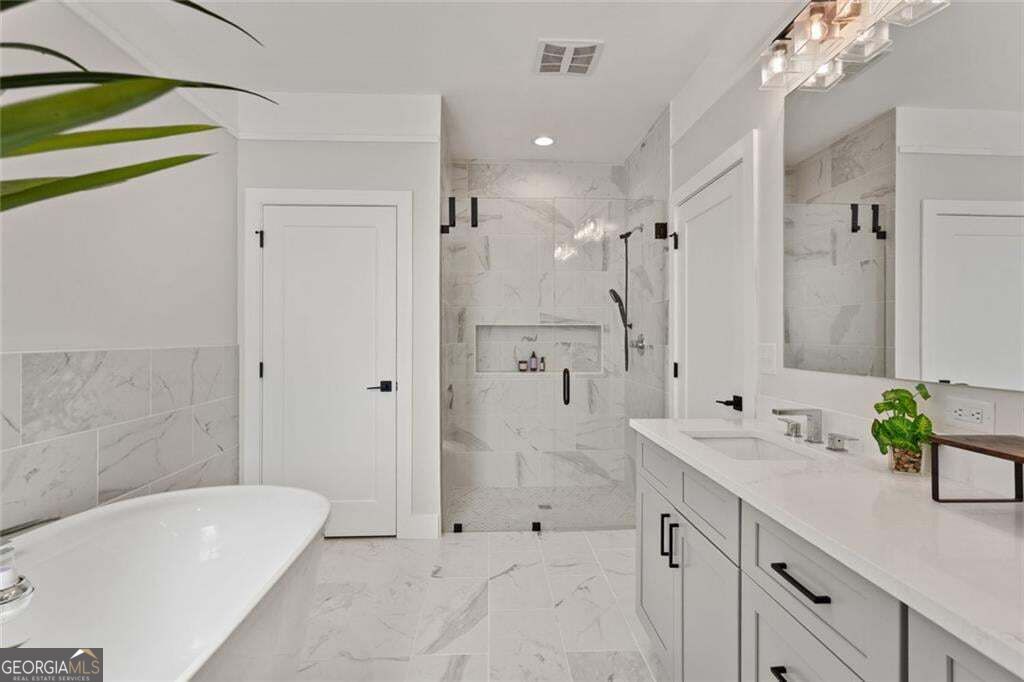 1631 Overlook Way Atlanta, GA 30318 - Photo 26 of 43 Gallery Image 26