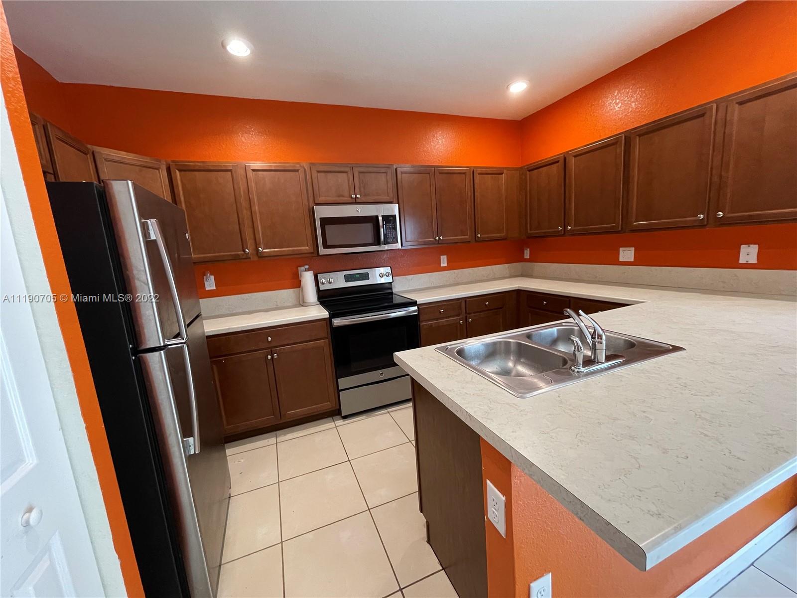 11524 Southwest 248th Lane Homestead, FL 33032 - Photo 2 of 16 Gallery Image 2