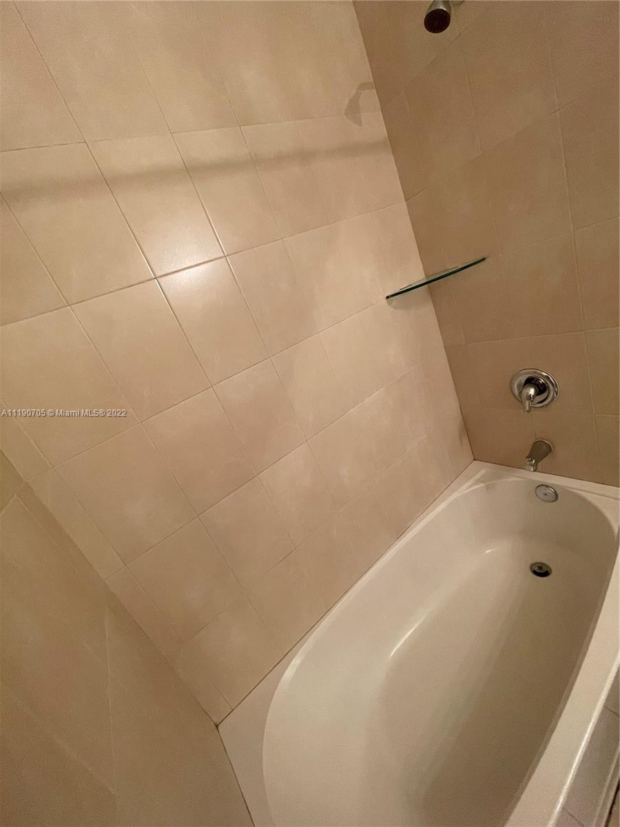 11524 Southwest 248th Lane Homestead, FL 33032 - Photo 7 of 16 Gallery Image 7