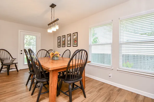 $270,000 | 606 Walnut Street, Sweeny, TX 77480