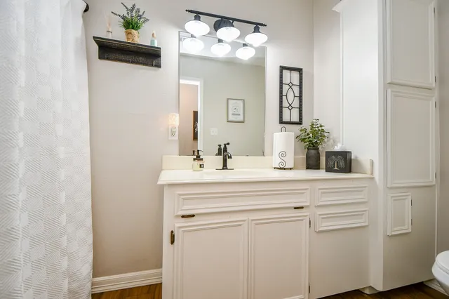 $270,000 | 606 Walnut Street, Sweeny, TX 77480