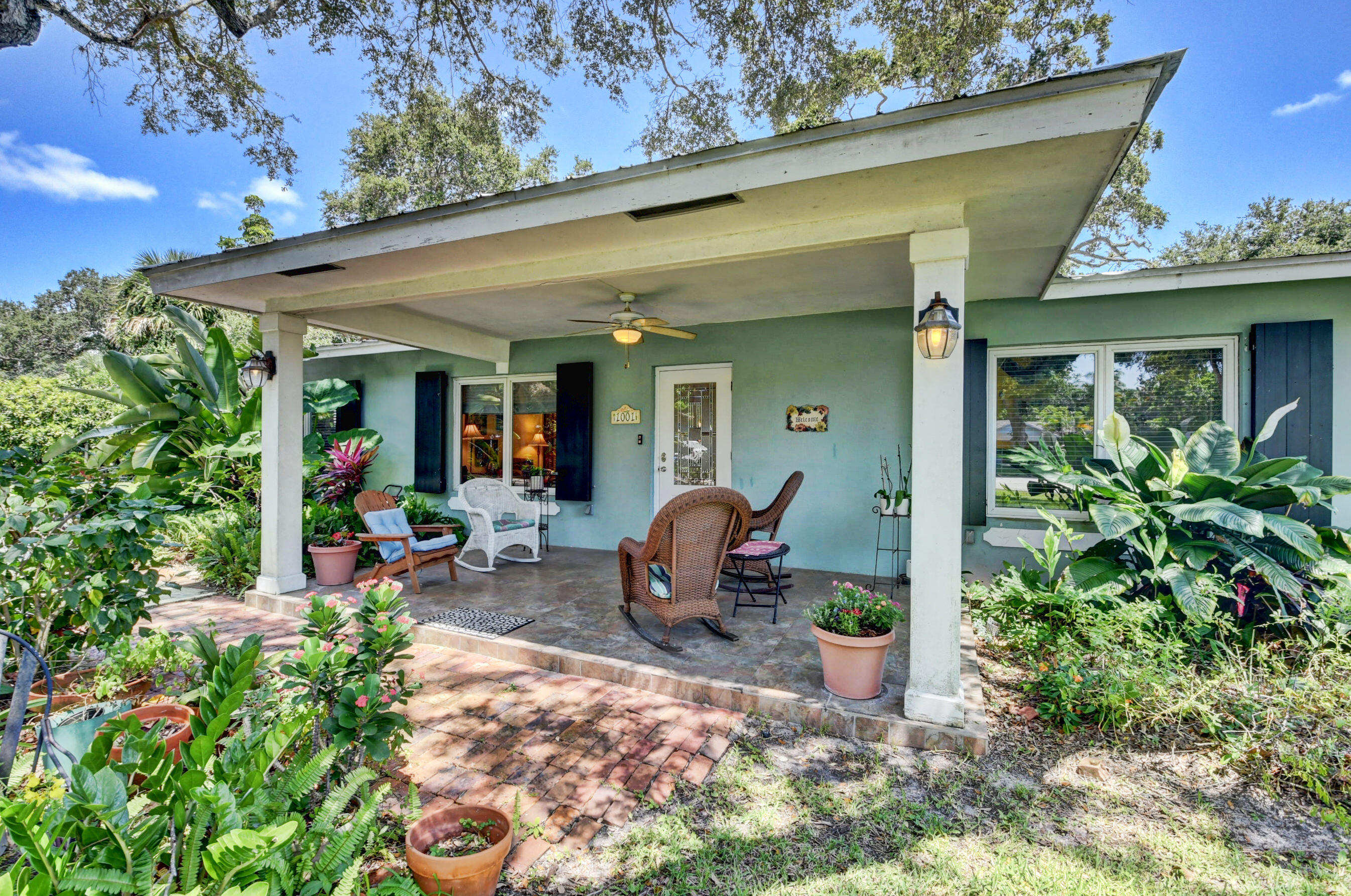 1001 Southwest 21st Street Boca Raton, FL 33486 - Photo 6 of 50 Front porch