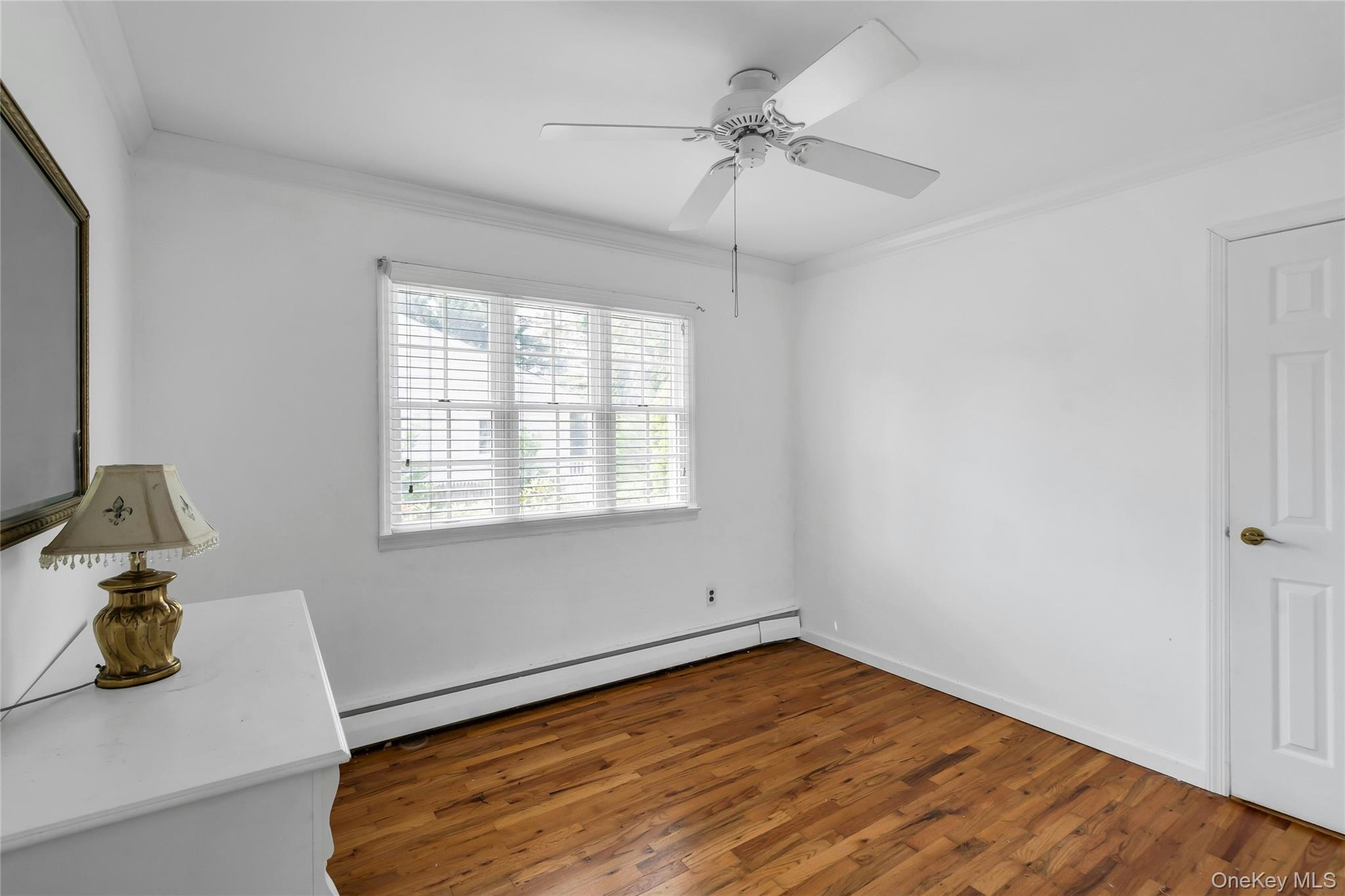 34 Aberdeen Road Smithtown, NY 11787 - Photo 19 of 38