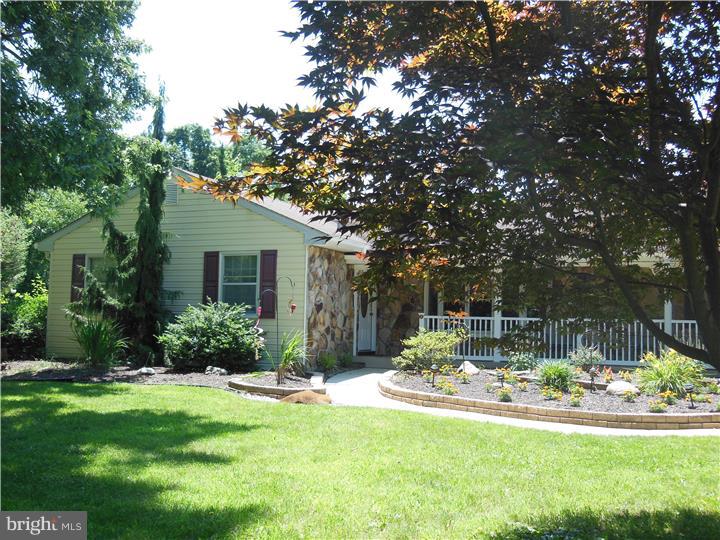 374 White Pine Road Columbus, NJ 08022 - Photo 1 of 20 Gallery Image 1