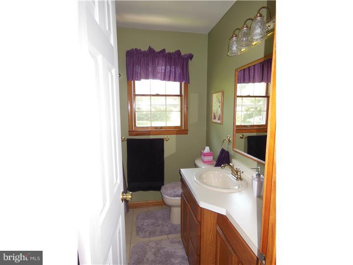 374 White Pine Road Columbus, NJ 08022 - Photo 14 of 20 Gallery Image 14