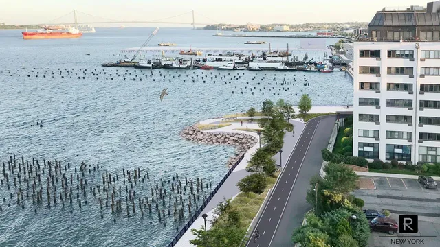 $329,000 | 10 Bay Street Landing, Unit 5G | Tompkinsville