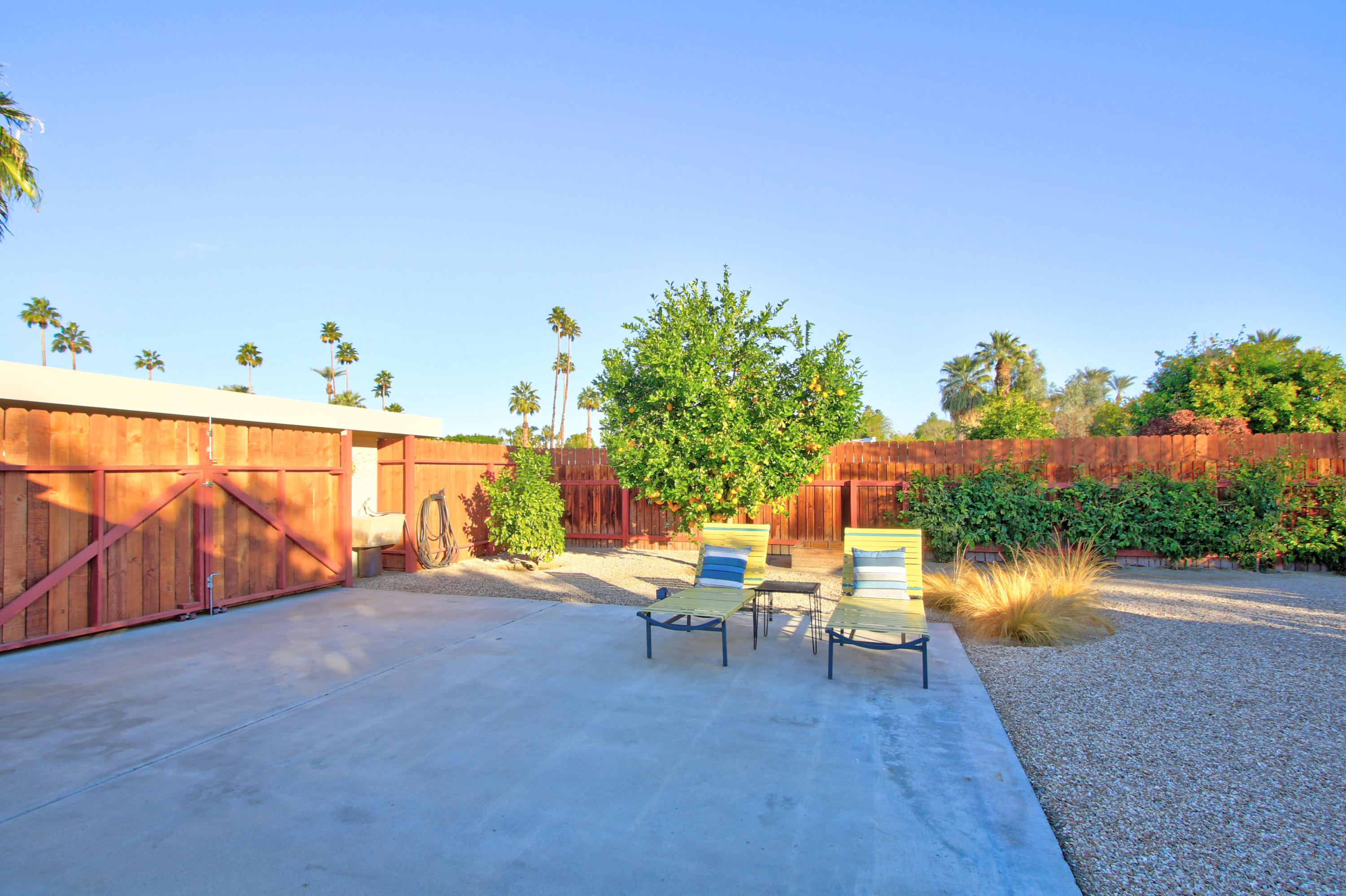 71876 Vista Del Rio Rancho Mirage, CA 92270 - Photo 47 of 53 OUTDOOR SPACE